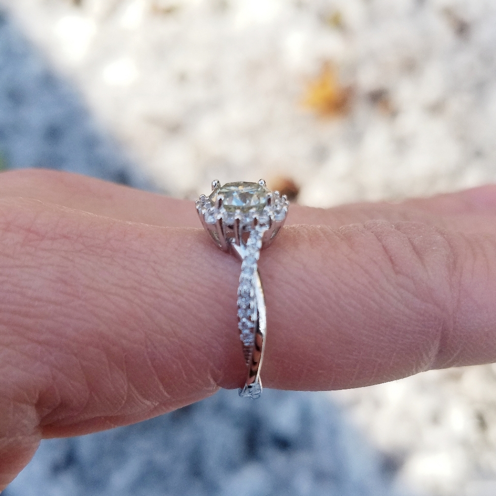 2ct Moissanite Halo Split Shank Sterling 925 Silve - Picture 8 of 8